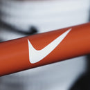 Nike Coated Premium Langhantel 20kg - "Just Do It"